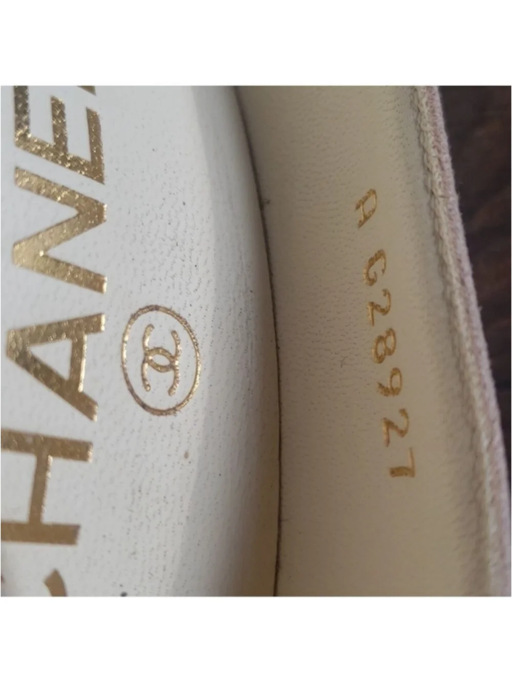 2x HP Chanel Pumps